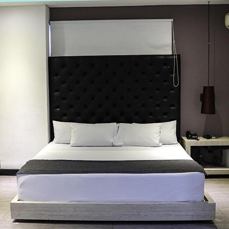 Hotel 47 Medellin Center Buitenkant foto