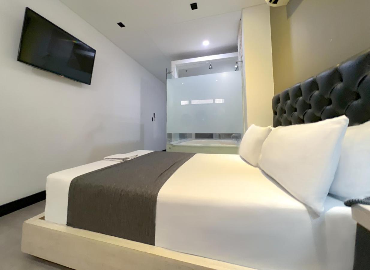 Hotel 47 Medellin Center Buitenkant foto