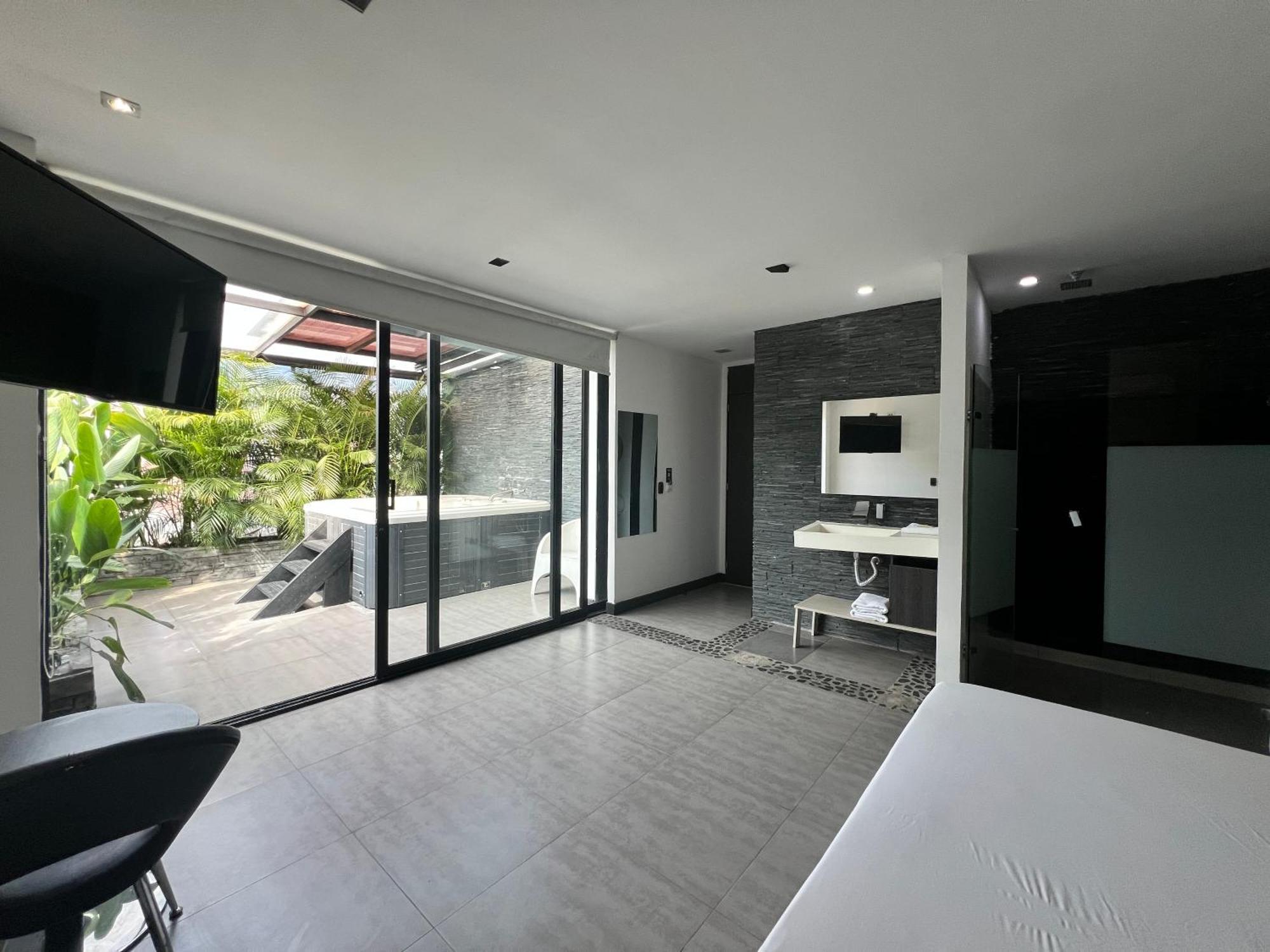 Hotel 47 Medellin Center Buitenkant foto