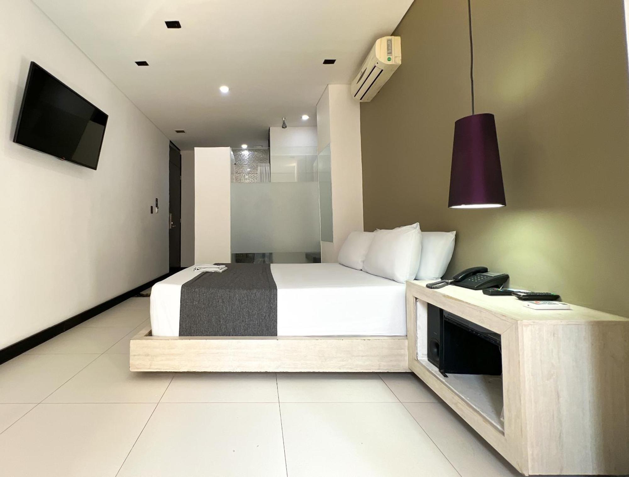 Hotel 47 Medellin Center Buitenkant foto